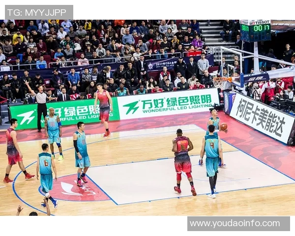 广州网球队战术之争引发热议球迷与专家各抒己见